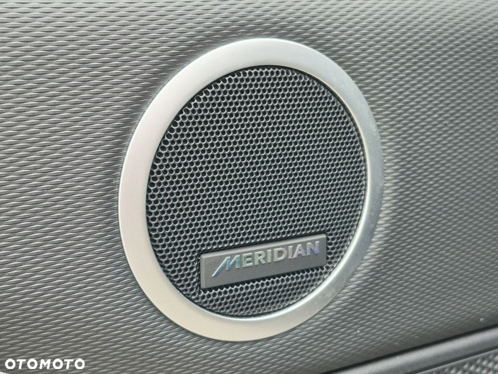 Land Rover Discovery P300 - 23