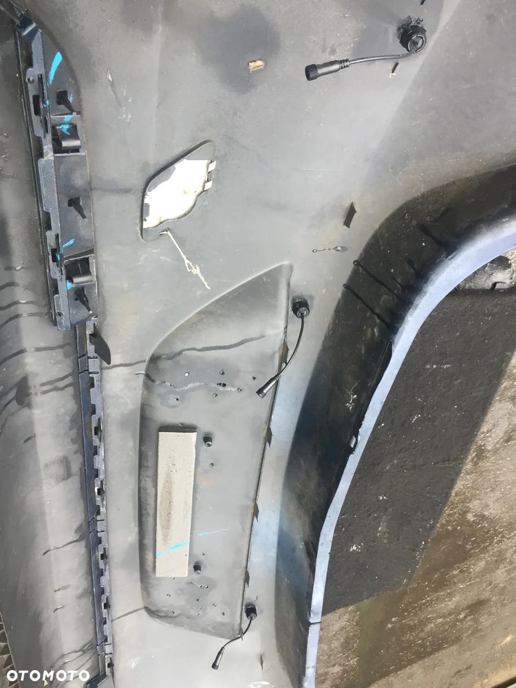 Opel Astra J hb Lakier z22a Drzwi prawy tył  Klapa tył   Deska Kokpit Poduszka deski i kierownicy Szyba Przód z sensorem _ czujnikiem Zawiasy przedniej  maski 20879202 lewy 20879203 prawy - 18