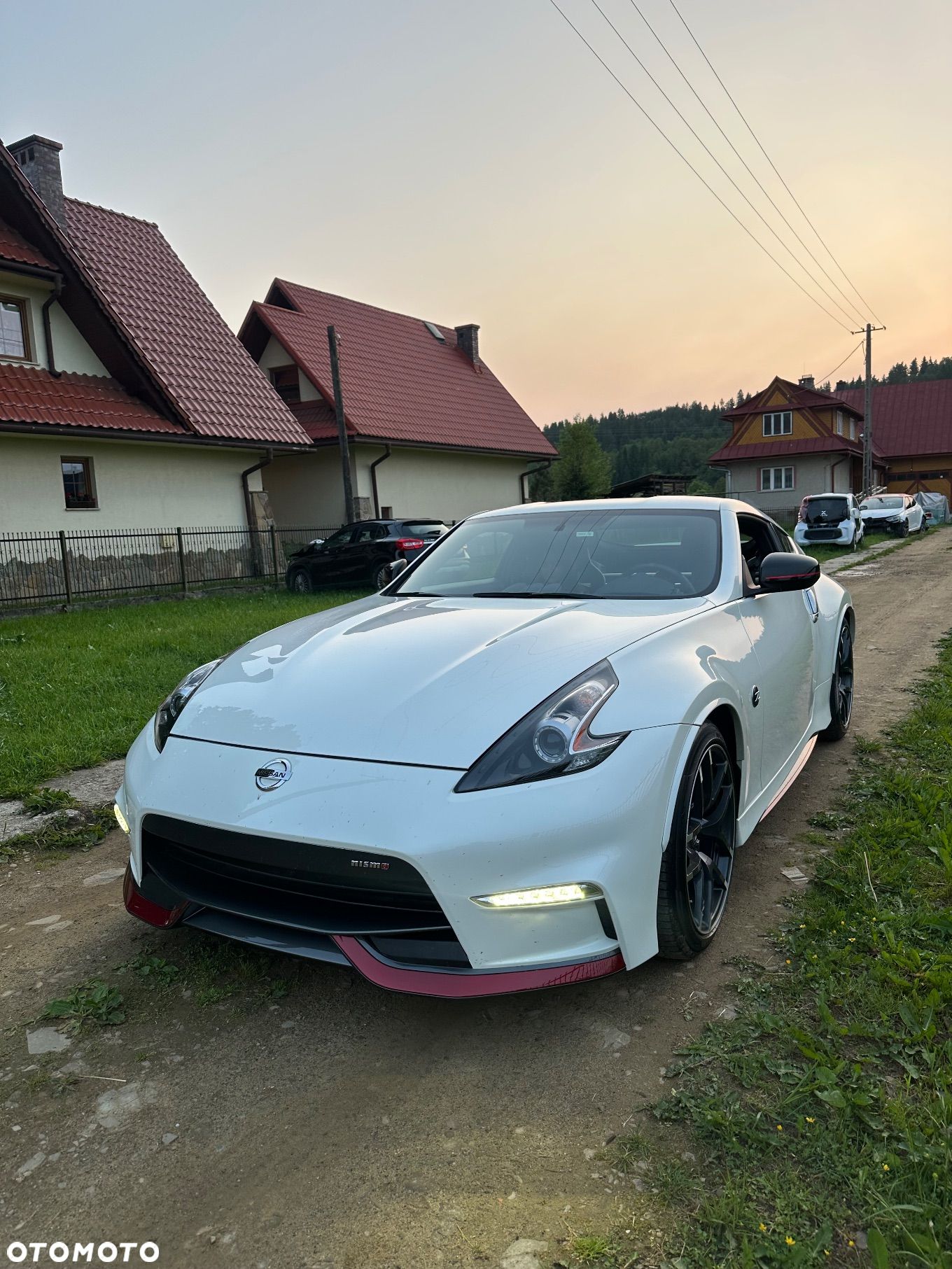 Nissan 370 Z - 1