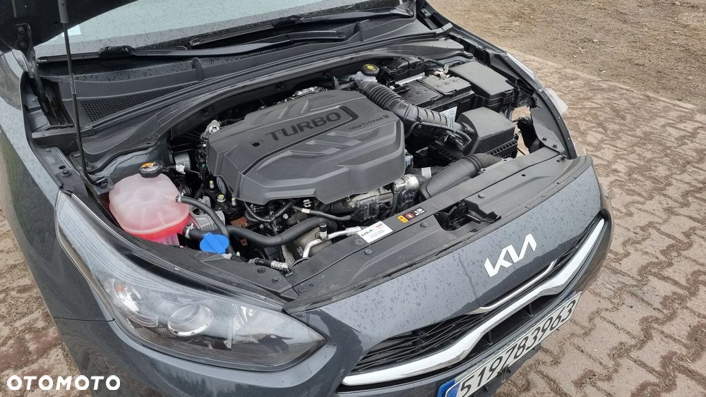 Kia Ceed 1.6 CRDi Eco-Dynamics+ (48V Mild-Hybrid) DCT7 GT Line - 27