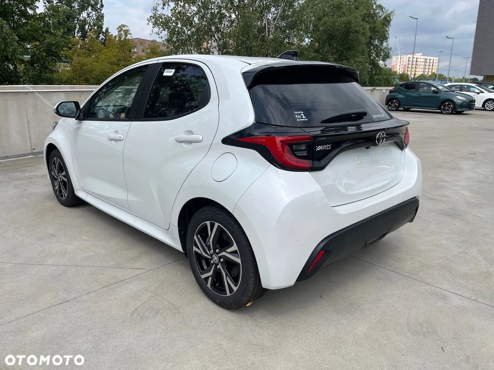 Toyota Yaris - 7