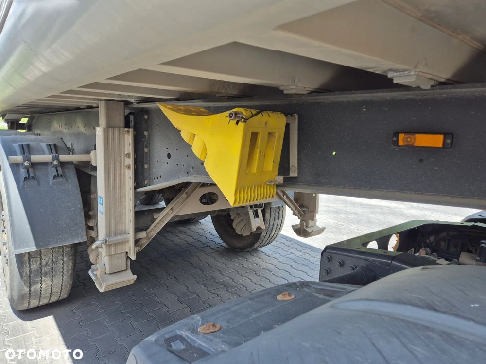 Schmitz Cargobull Waga: 5163kg SKI 24 SL 7.2 / z Niemiec / Podnoszona oś / Aluminiowa wywrotka / - 32