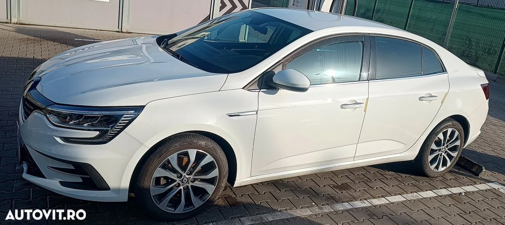 RENAULT Megane 2024 — imagine 13