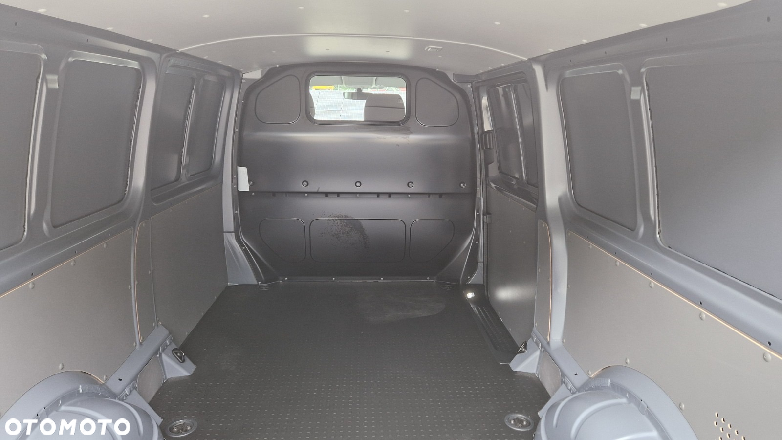 Volkswagen Transporter - 8