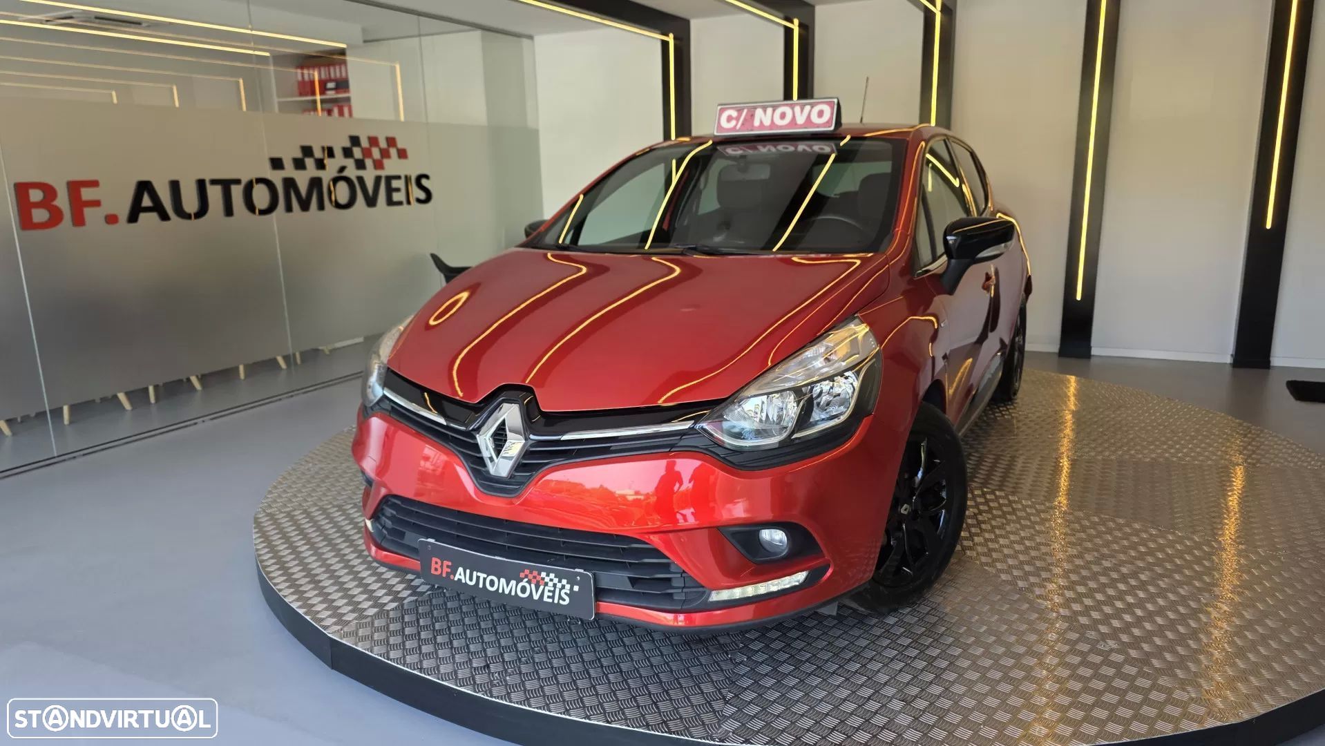 Renault Clio 1.5 dCi Limited EDition - 1