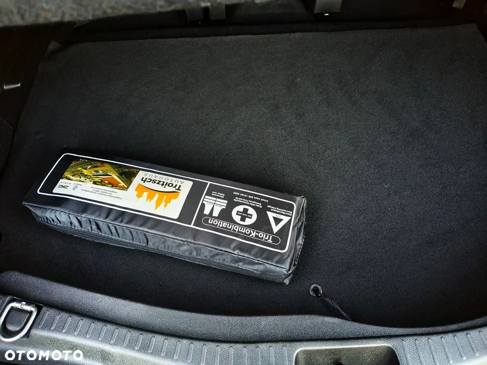 Renault Scenic ENERGY TCe 115 EXPERIENCE - 32