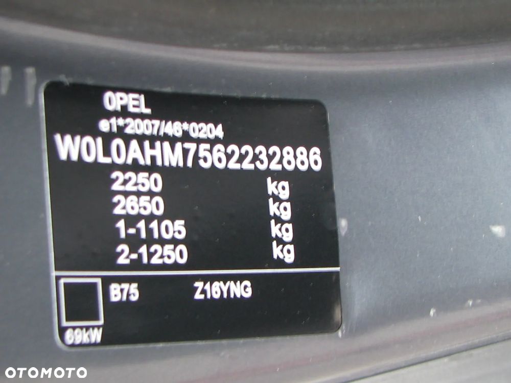 Opel Zafira 1.6 - 21