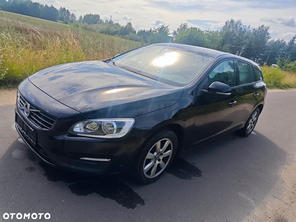 Volvo V60 D3 Drive-E Kinetic - 1