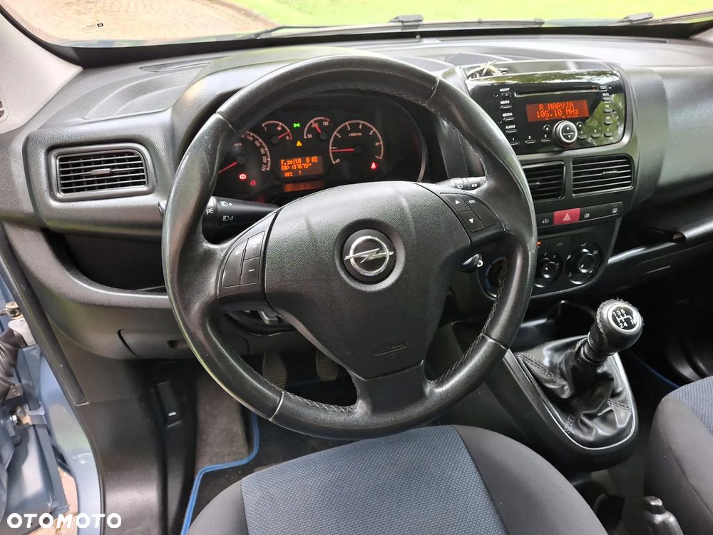 Opel Combo 1.4 Cosmo - 14