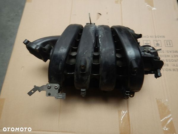 KOLEKTOR SSACY OPEL ZAFIRA B 1.8 55353313
