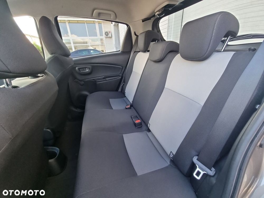 Toyota Yaris - 13