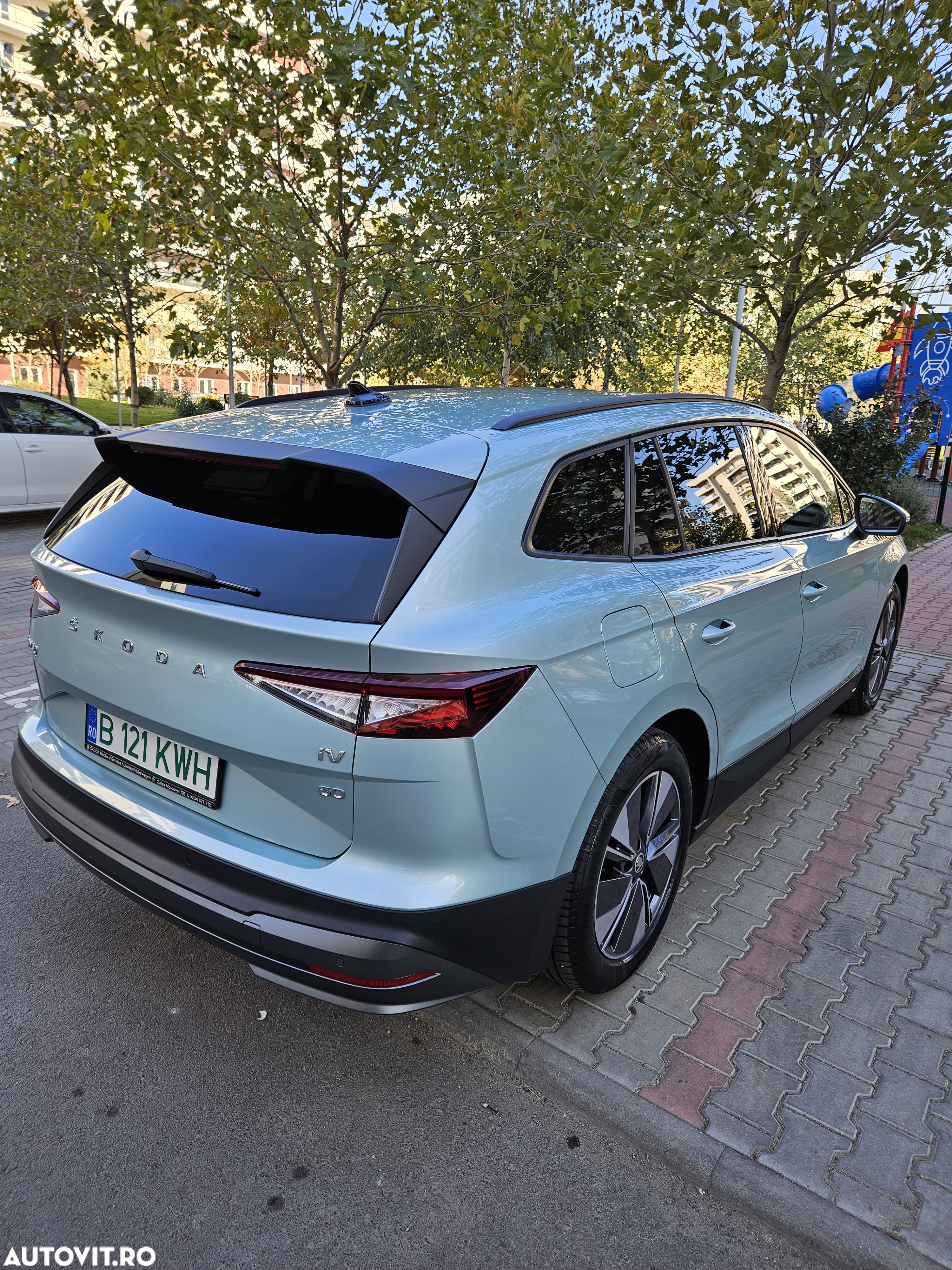 Skoda Enyaq iV Electric 60 - 3