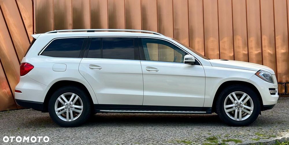 Mercedes-Benz GL 350 BlueTec 4-Matic - 4