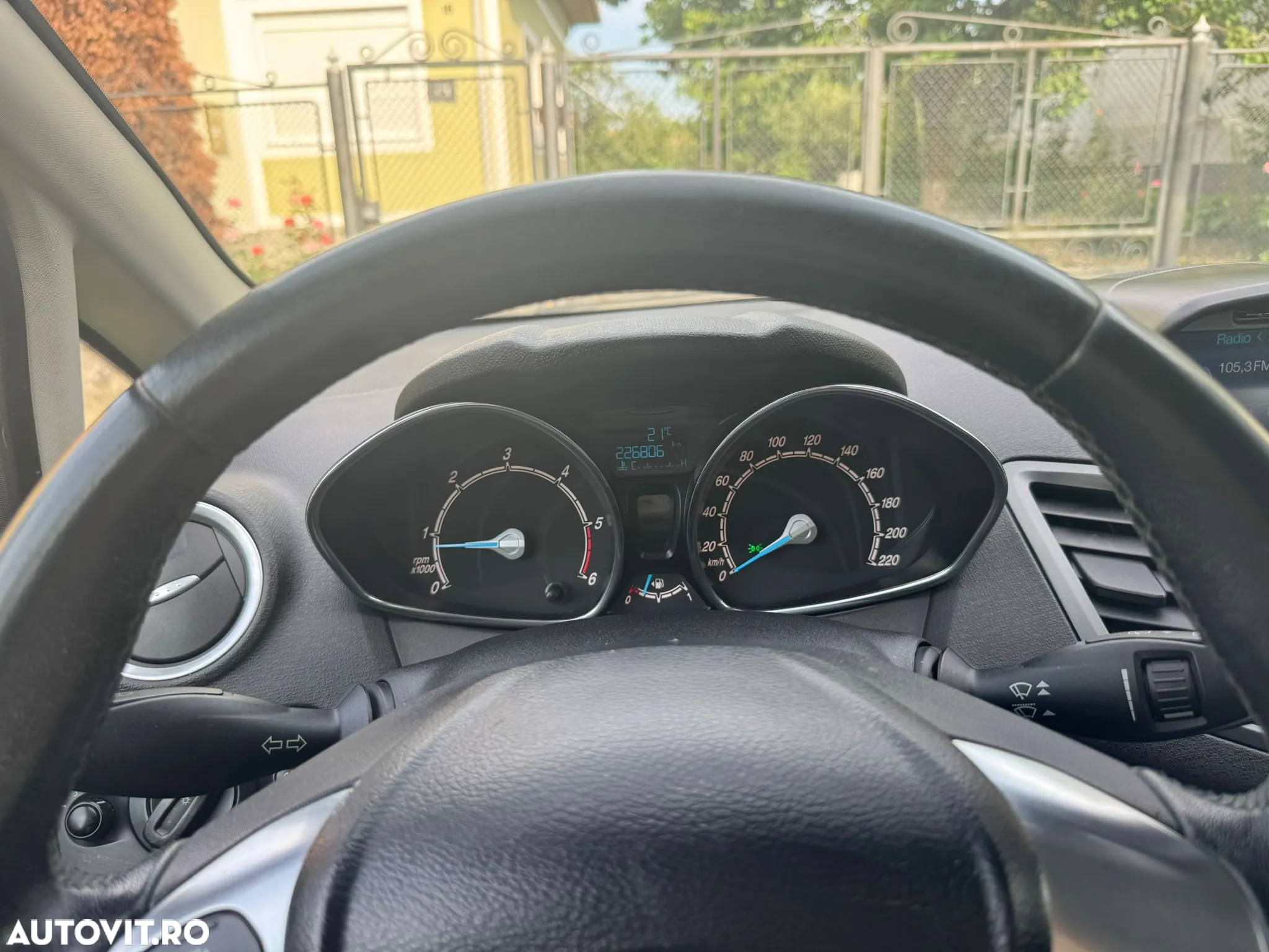 Ford Fiesta 1.5 TDCi DPF Titanium - 10