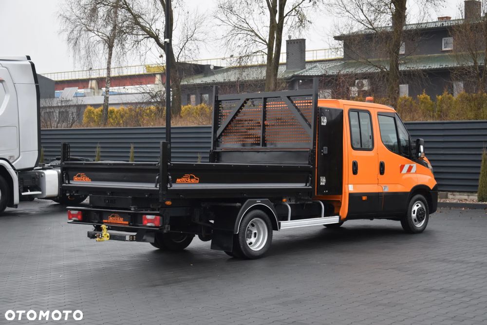 Iveco DAILY 35C16 / 2.3 - 160 KM / BRYGADÓWKA / 6 OSOBOWY / DOSTAWCZE / SKRZYNIA / KLIMA / NAWIGACJA / KAMERA COFANIA / TEMPOMAT / SERWISOWANY / SPROWADZONY - 5