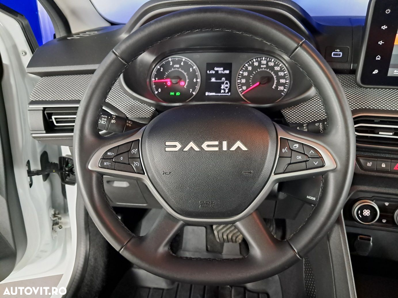 Dacia Logan - 11