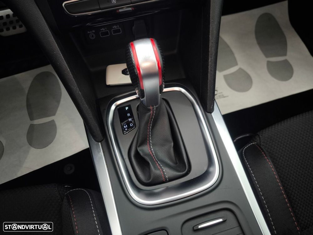 Renault Mégane Sport Tourer 1.3 TCe R.S. Line EDC - 17
