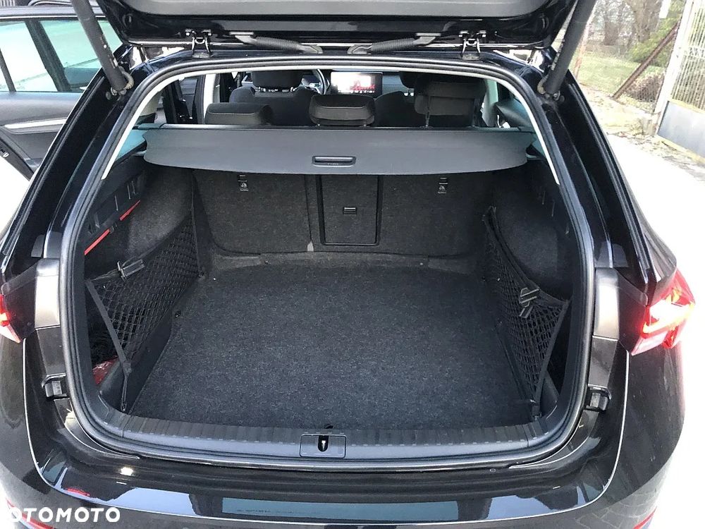 Skoda Octavia 2.0 TDI SCR Style DSG - 28