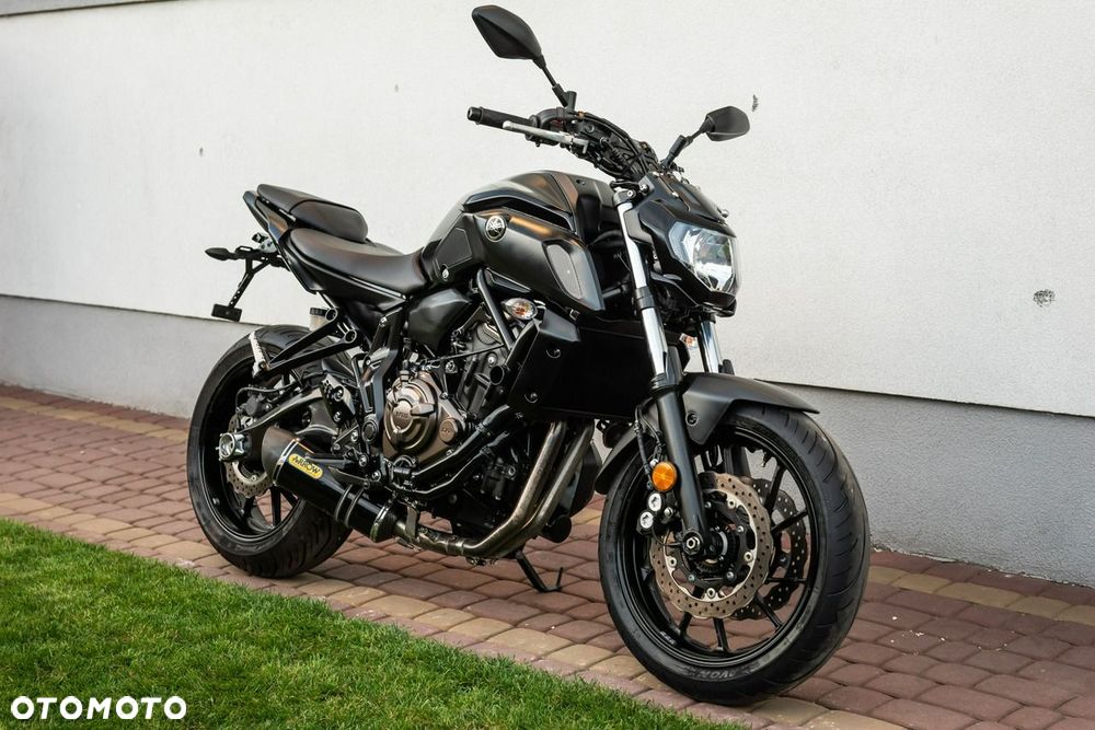 Yamaha MT - 1