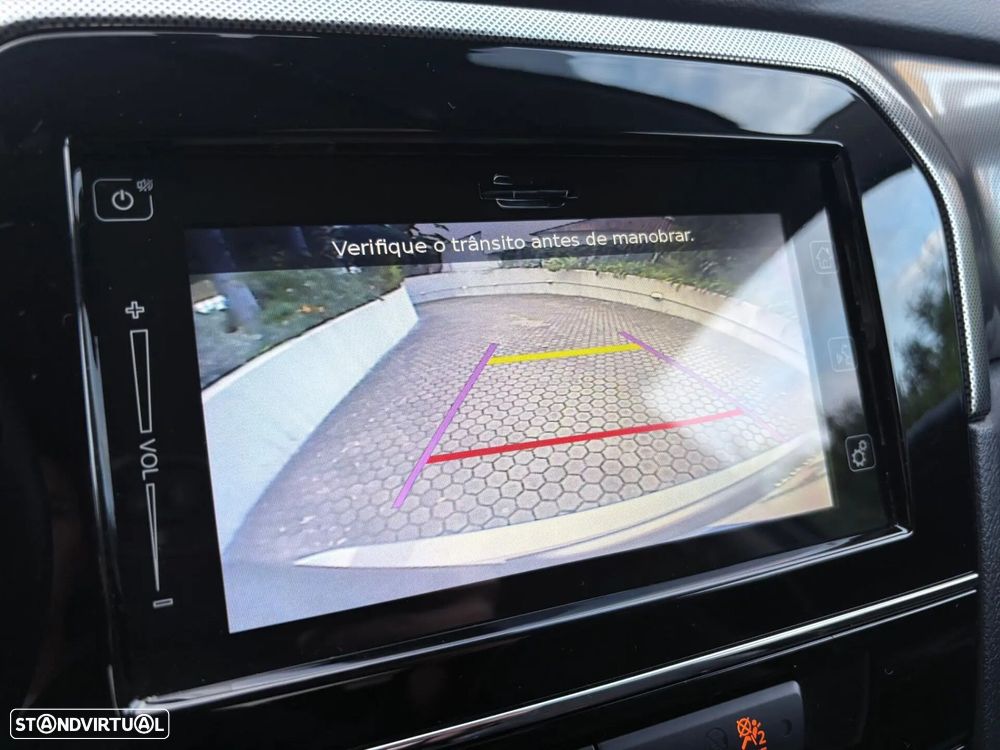 Suzuki Vitara 1.5L AGS GLX Strong Hybrid - 44