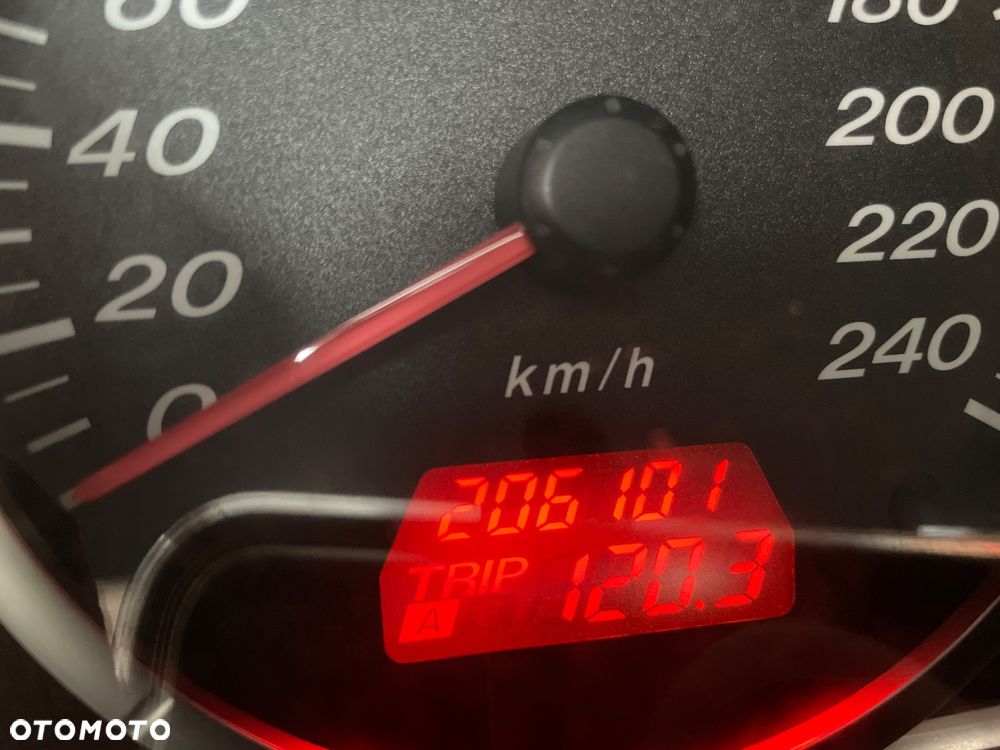 Mazda 6 - 8