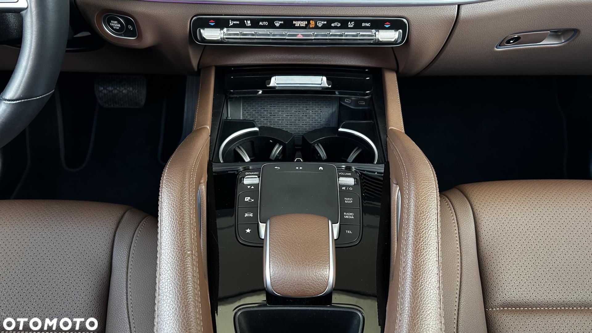 Mercedes-Benz GLE - 21