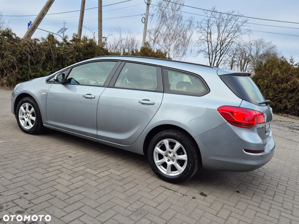 Opel Astra 1.6 Style - 8