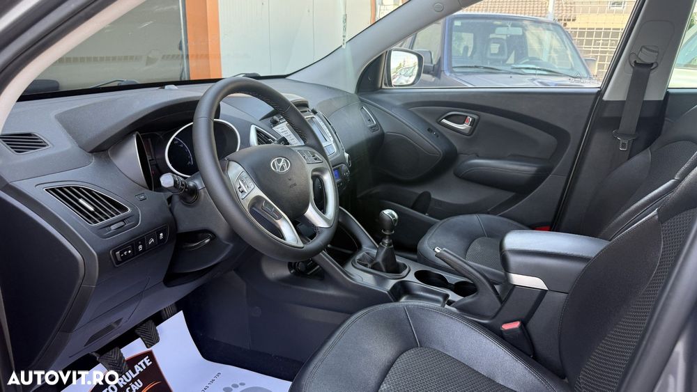 Hyundai ix35 - 12