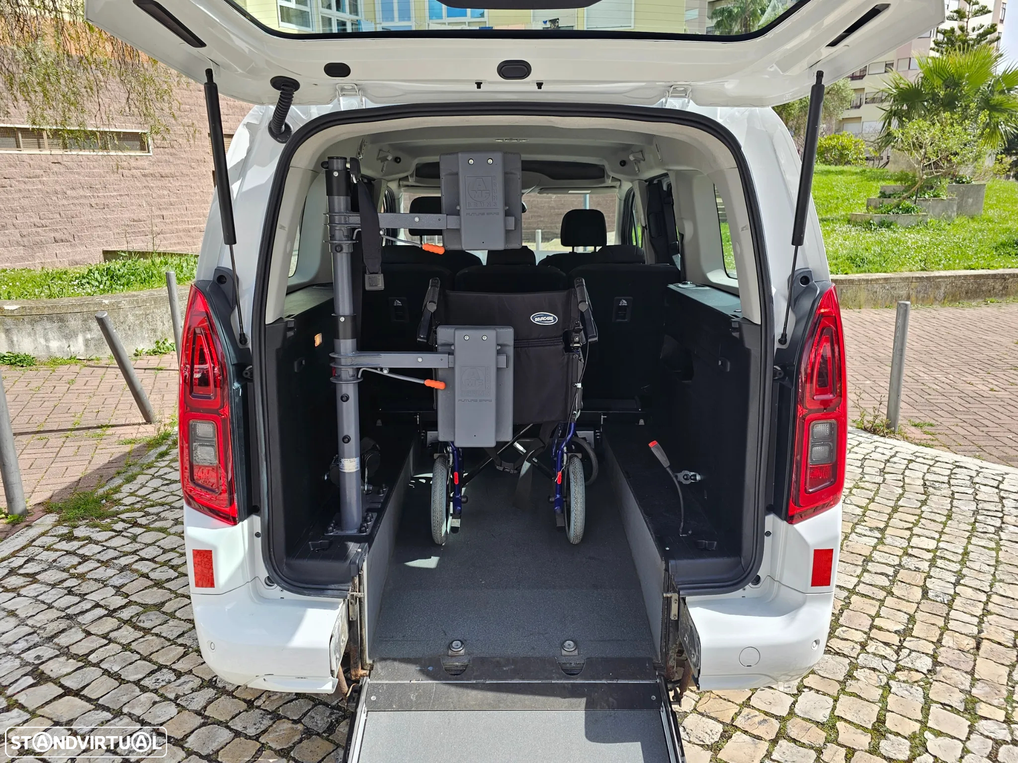 Opel Combo Life XL 1.5 D Auto S&S Innovation - 8