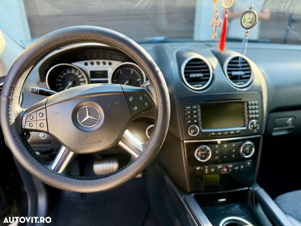 Mercedes-Benz ML - 7