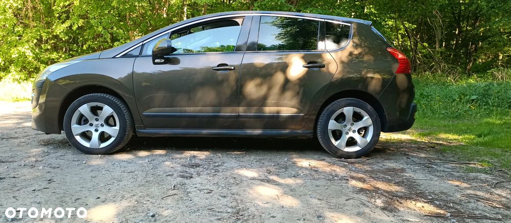 Peugeot 3008 1.6 Premium - 6