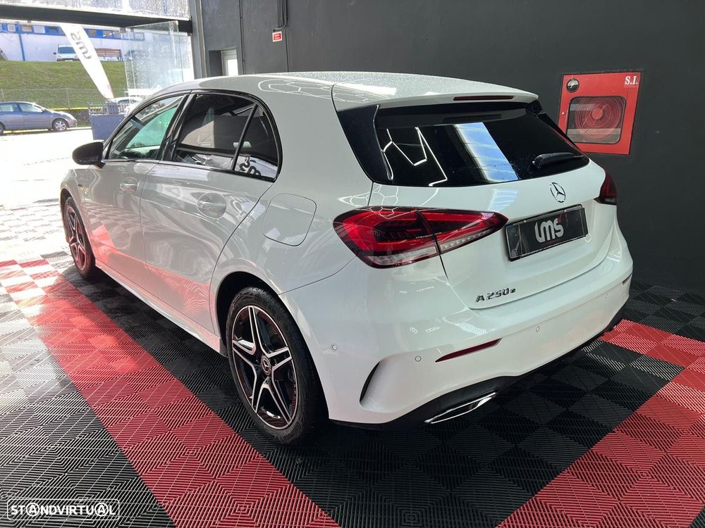 Mercedes-Benz A 250 e AMG Line - 6