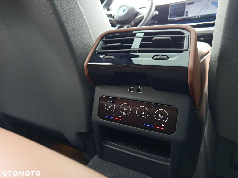 BMW i5 - 22