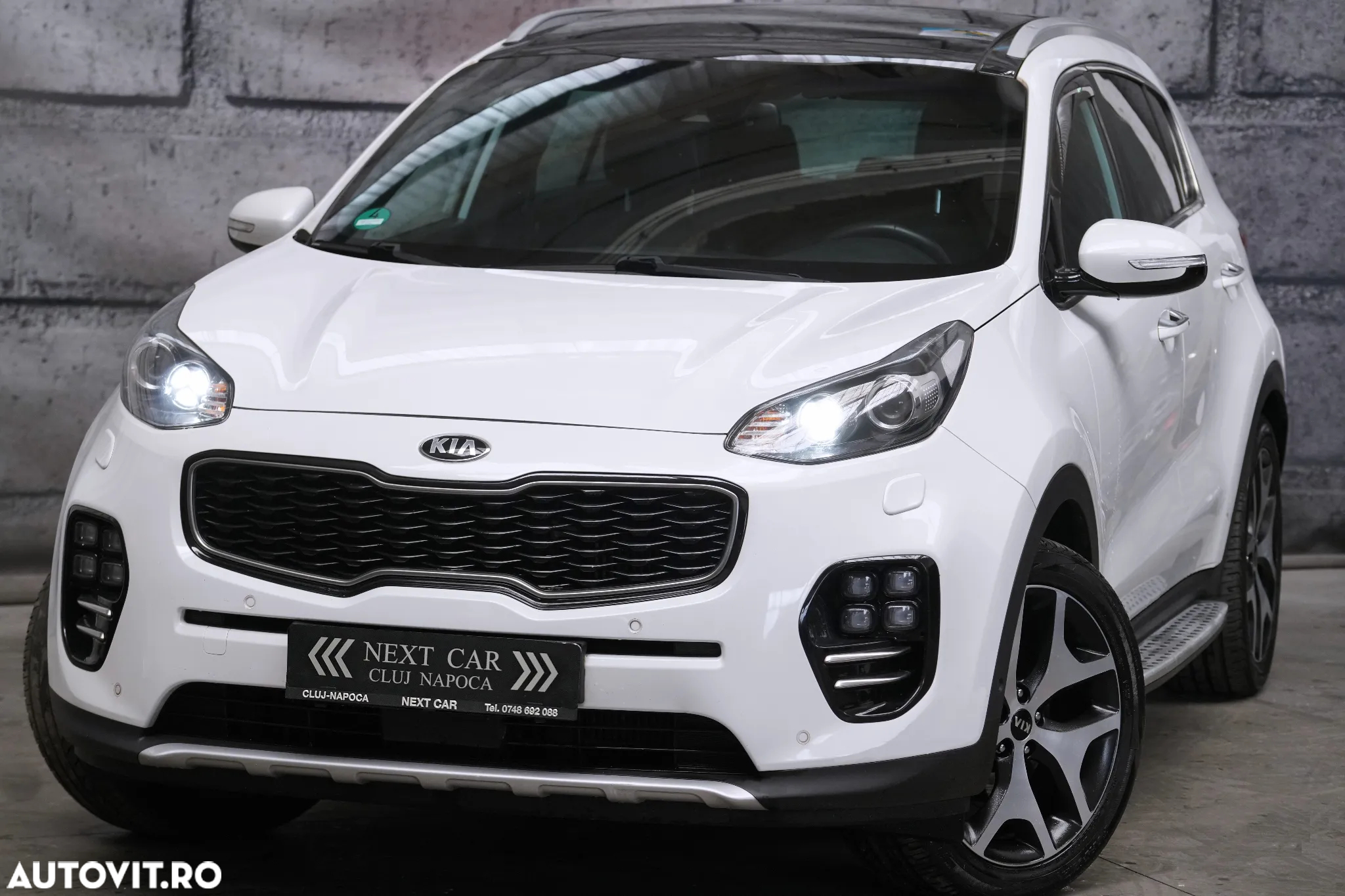 Kia Sportage 2,0 CRDI AWD Aut. GT Line - 2