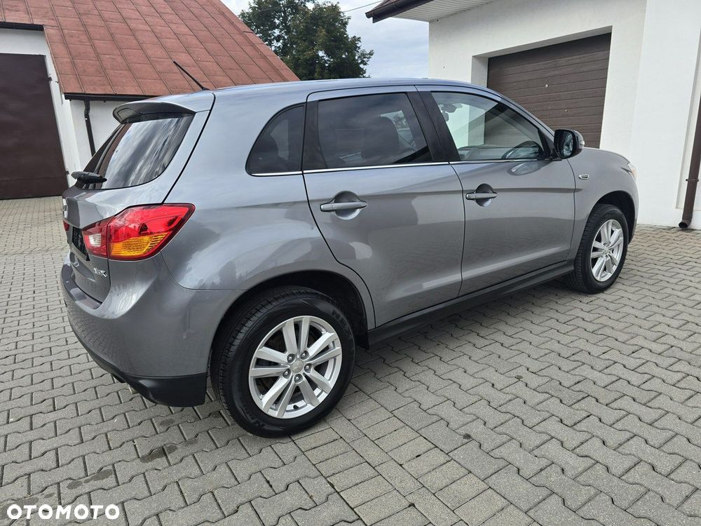 Mitsubishi ASX - 8