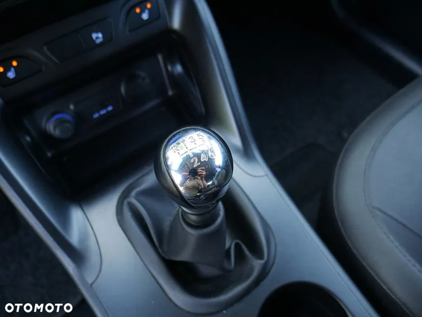 Hyundai ix35 - 25