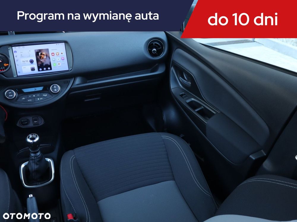 Toyota Yaris - 10