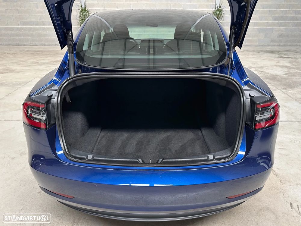 Tesla Model 3 Long-Range Dual Motor AWD - 54
