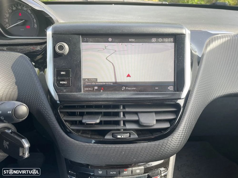 Peugeot 2008 PureTech 110 Stop&Start EAT6 Allure - 27