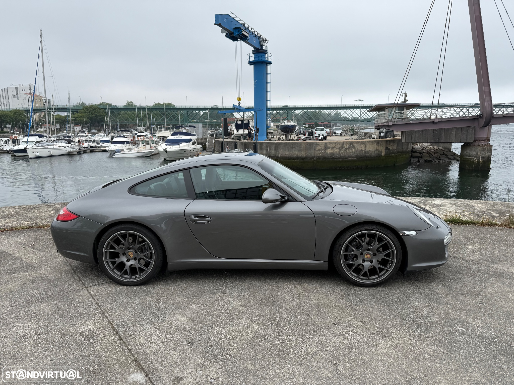 Porsche 911 (997) Carrera - 16