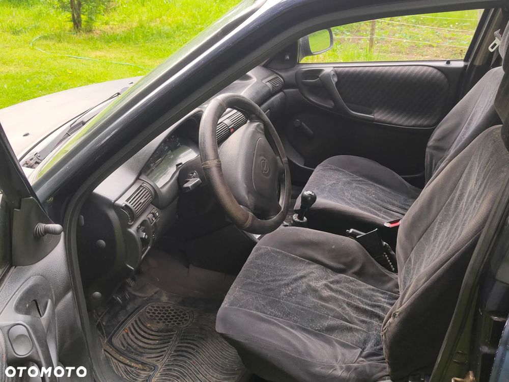 Opel Astra 1.4 Base - 7