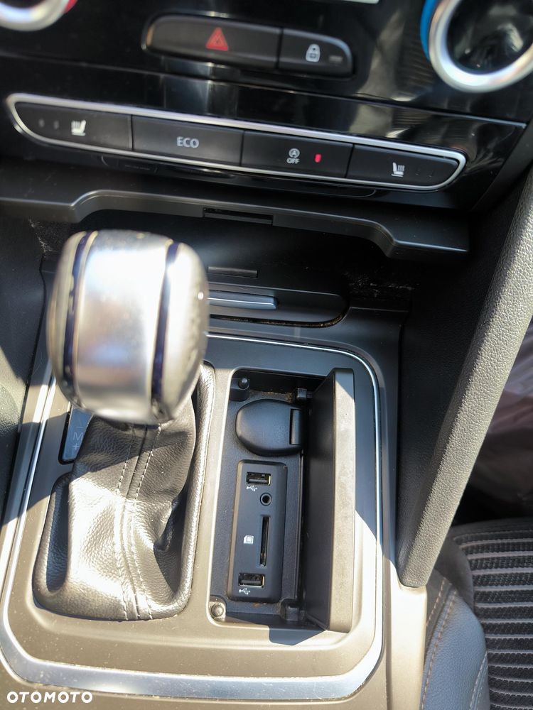 Renault Talisman ENERGY TCe 200 EDC INITIALE PARIS - 28