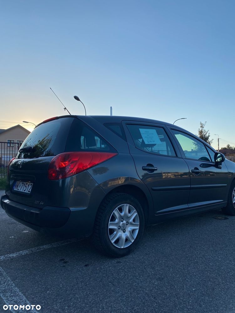 Peugeot 207 1.6 HDi - 15
