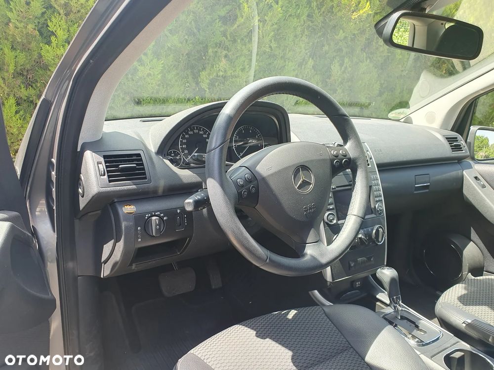 Mercedes-Benz Klasa A 160 Autotronic Avantgarde - 6