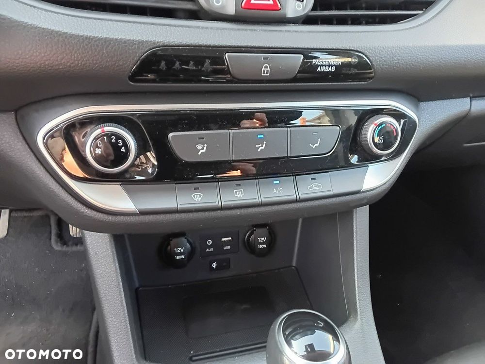 Hyundai i30 - 19