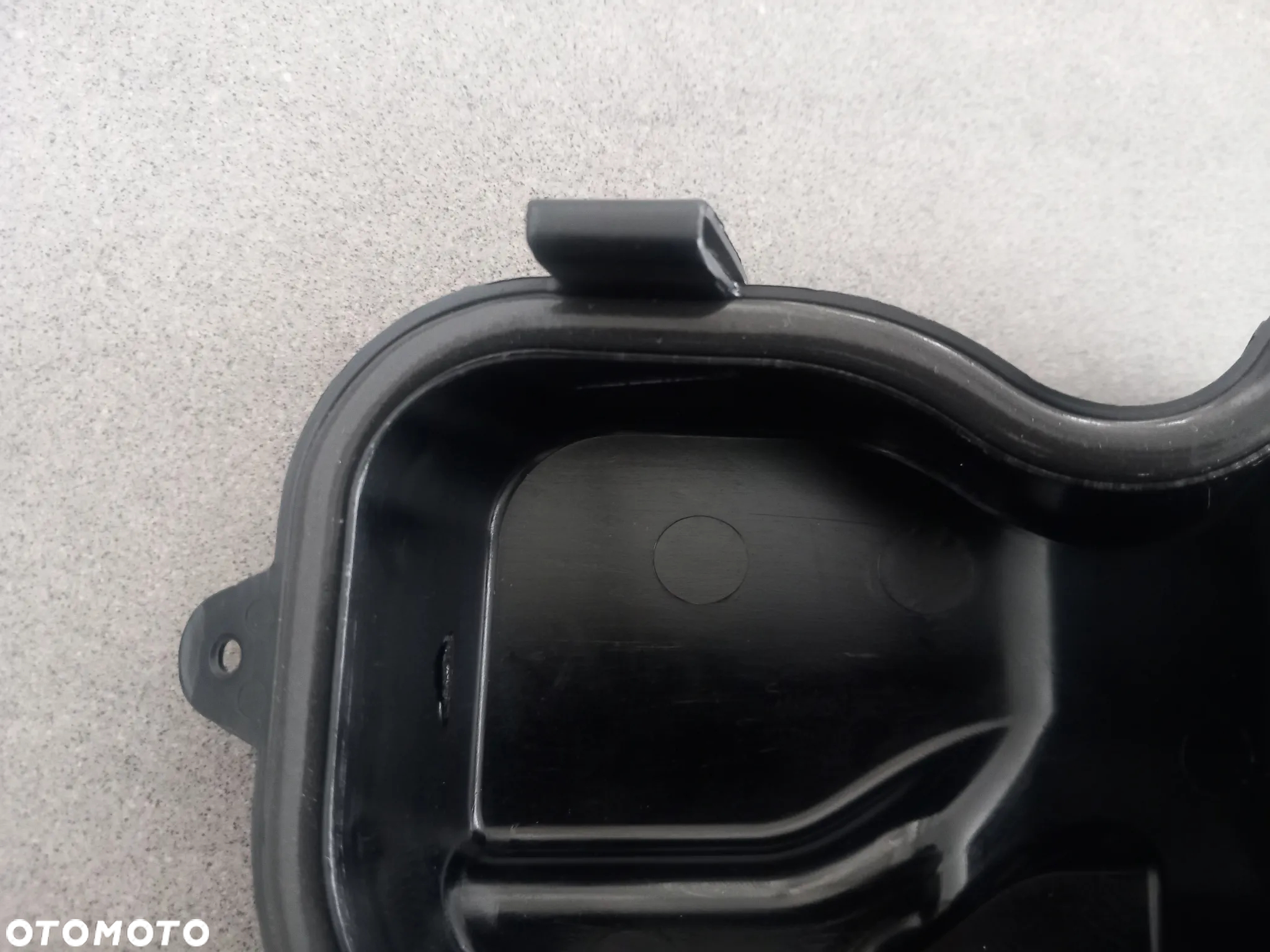 Pokrywa reflektora lewego Ford Focus 1324266 - 8