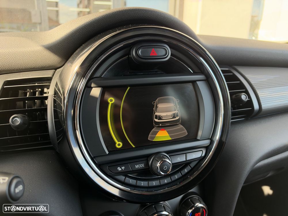 MINI 3 Portas Cooper D - 21
