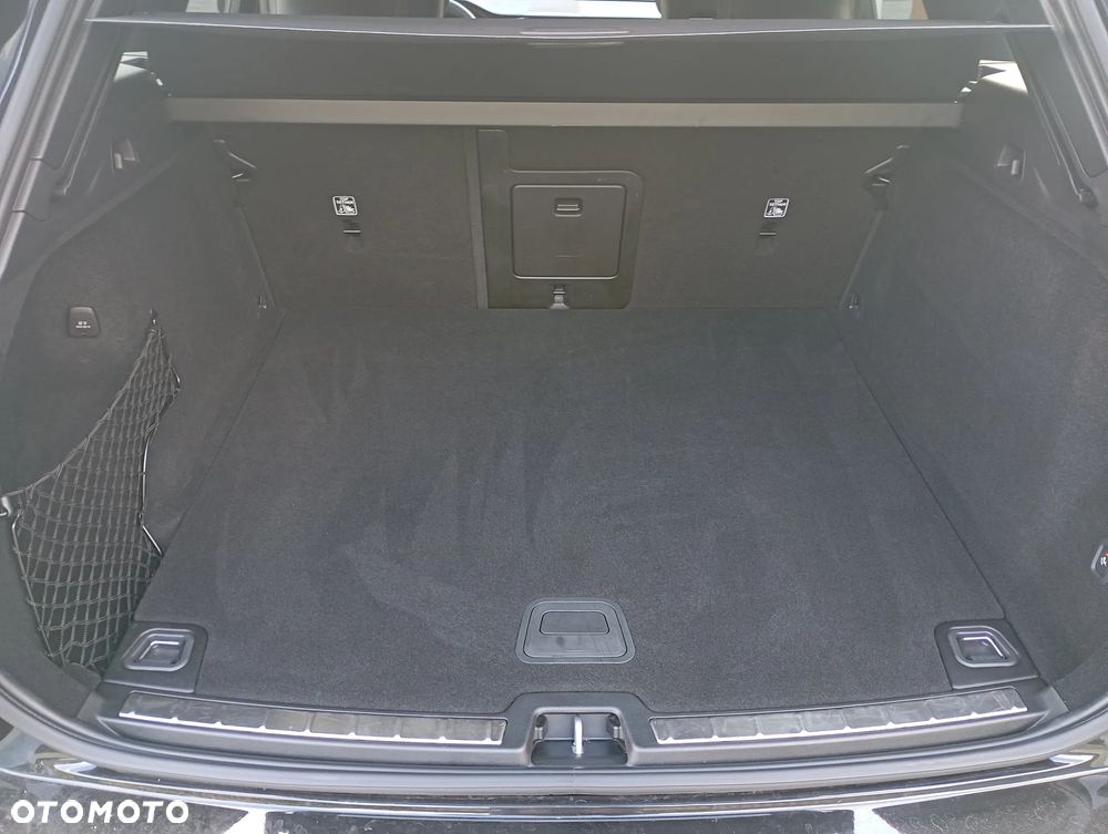 Volvo XC 60 B4 D AWD Ultimate Dark - 37
