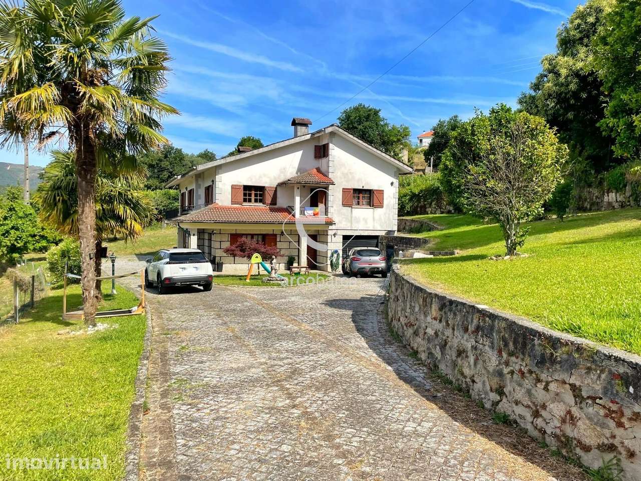 Moradia T4 em S. Cosme - Arcos de Valdevez - Grande imagem: 2/32