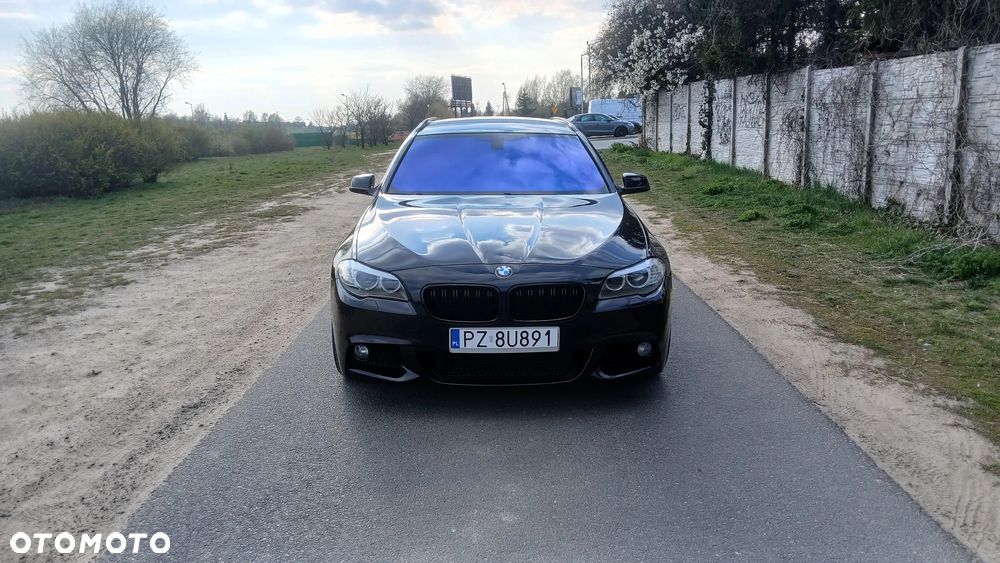BMW Seria 5 528i Sport-Aut - 2